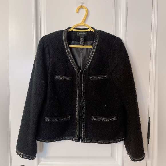 Coat - Picture 1 of 5